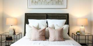 Lavina Gallery 7