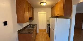 Charming 1 Bedroom next to Swede Hollow Park! Gallery 7