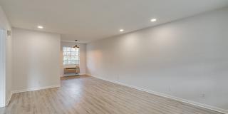 Sunset Rock Apartments Gallery 21