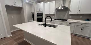 Very Large McCormick Village Four Bedroom for Rent, Available 4/10/26. Gallery 3