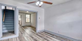 Newly Renovated 3 Bedroom, 1 Bathroom Townhouse Gallery 9
