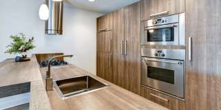 Riverwalk on Main Gallery 15