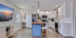 5266 BEACH Drive SE Gallery 5