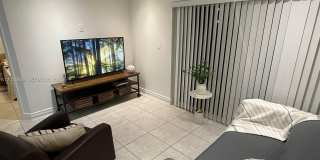 17550 NW 67th Pl Gallery 5