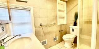 128 Franklin Street Gallery 10