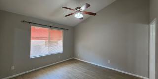 MOVE IN SPECIAL IN TEMPE: NEAR ASU Gallery 22