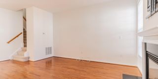 15675 WILLIAM BAYLISS Court Gallery 15