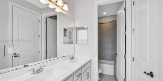 8645 Northwest 39th Court Gallery 22