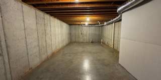 End Unit Townhome with Unfinished Basement Gallery 15