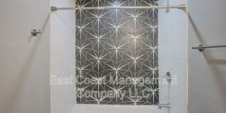 2619 Loyola Northway Gallery 13