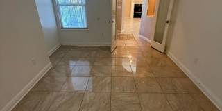 Elegant 3-Bedroom Home in Seven Oaks Gallery 7