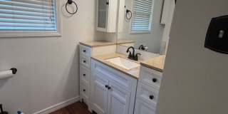 700 Hillside Dr. Gallery 4