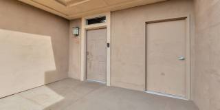 Upscale Condo in Highly Desirable Edge at Grayhawk! Available Now. Gallery 17