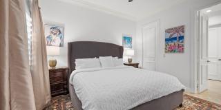 10771 Versailles Boulevard Gallery 25