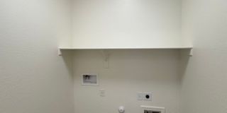 LIKE NEW 4 BEDROOM IN PEORIA Gallery 22