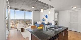 Skyhouse Raleigh Gallery 4