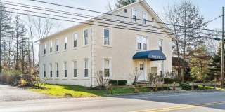 306 E CECIL Avenue Gallery 1