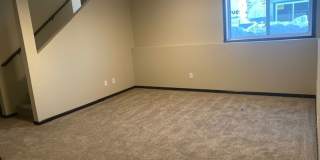 Modern 3 Bedroom Home with Garage & Fenced Yard for Rent! Gallery 9