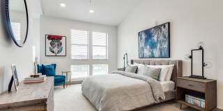 Midway Row House Gallery 34