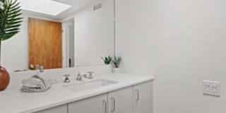 5 bedroom 5 bath Available for Short Term Rental Gallery 9