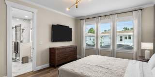 2915 W BAY VIEW Avenue Gallery 25