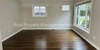 Oak Park Mid-Century Modern Beauty! Gallery 5