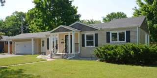 Beautiful 3-Bedroom 2-Bathroom Home in Bloomington - Available Now! Gallery 1