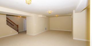 42983 SUNDANCE Square Gallery 24