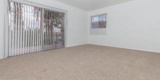 Country Club Apartments Gallery 4