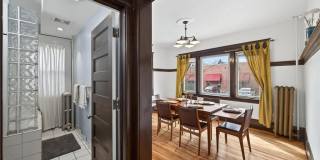 722 Grand Avenue Gallery 16