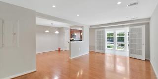 4067 S FOUR MILE RUN Drive Gallery 21