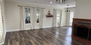 3297 North Pershing Avenue Gallery 4