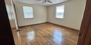 323 S Napoleon Ave Gallery 21