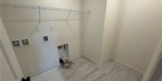 8030 Minavalle Avenue Gallery 21