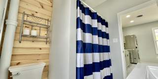 37 High Street Gallery 25