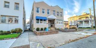 1102 Wesley (WINTER RENTAL) Ave Gallery 1