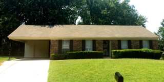 3729 Village Oak Cove Gallery 1