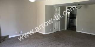 Great 2 Bed Townhome with 2.5 Baths and a Fenced Backyard! Gallery 12