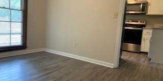 817 Robin Hood Trail Gallery 23