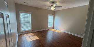 Cozy Condo in Gardens at Gatewood! Gallery 8