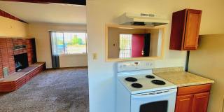 Eclectic 2 Bedroom 1 Bathroom Home Gallery 8