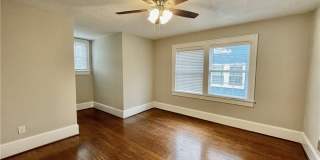 1312 Summit Avenue Gallery 31