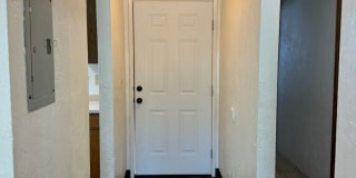 3 bedroom 1.5 bathroom duplex Gallery 12