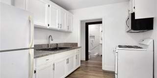 631 N Benton Way 1/2 Gallery 4