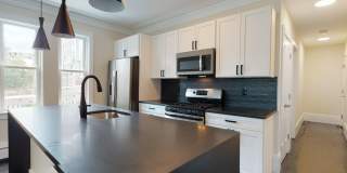 Awesome 5 bed 2 bath in Mission Hill..... Gallery 4