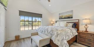 4901 E Kelton Lane Gallery 9