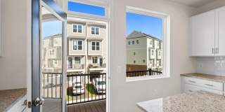 596 WATERMANS DR Gallery 20