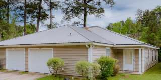 Two Bedroom Two Bath Townhome Gallery 1