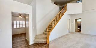 Spacious Four Bedroom Napa Home Gallery 5