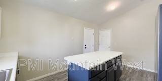 2419 W 1850 N Gallery 14